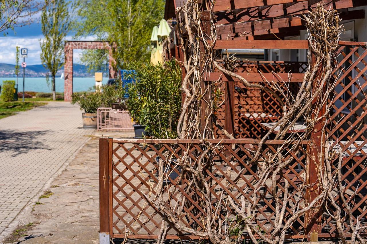 Pelso Apartman Zamárdi Exterior foto